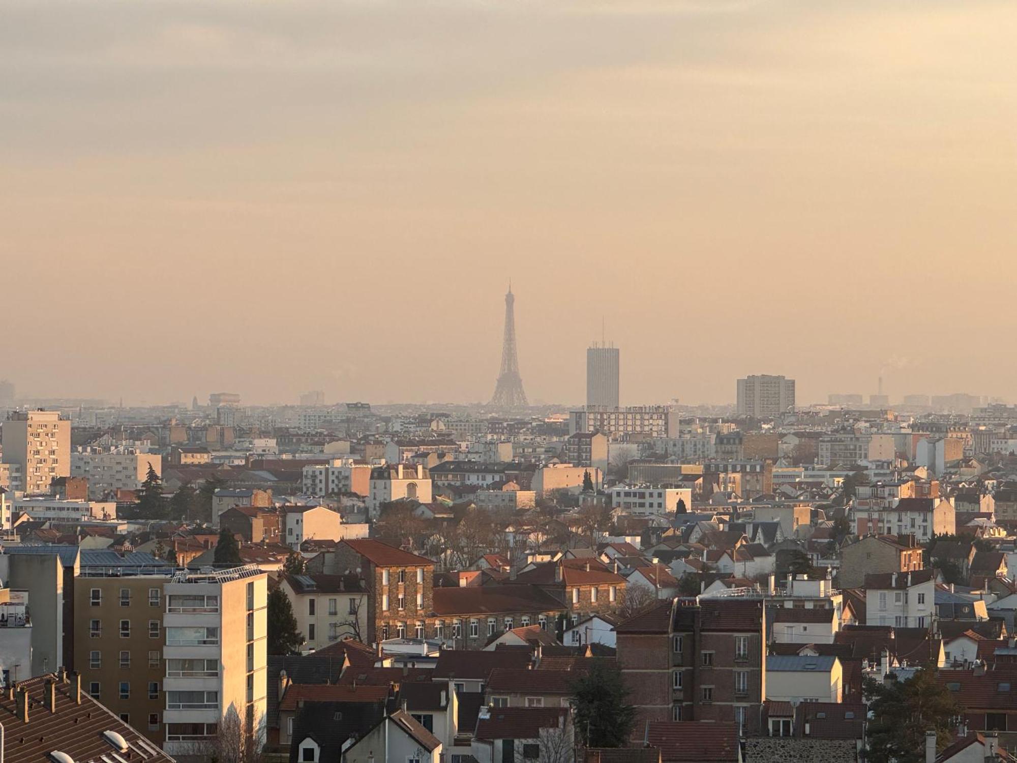 Eiffel Tower View Homestay,20Mins To Paris Bois-Colombes Exterior foto